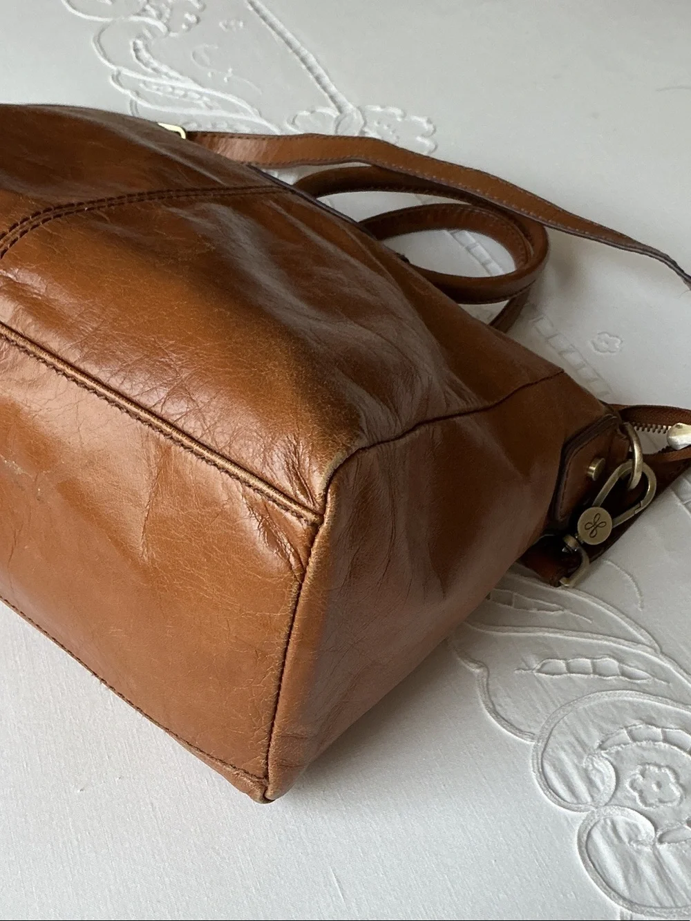 HOBO Tan Leather Crossbody Satchel with Removable Strap